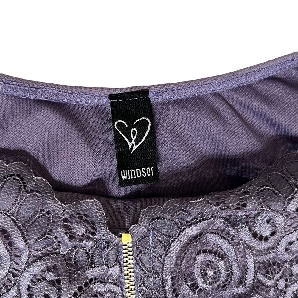 Windsor Lavender with Lace Flirty Mini Dress XL Junior. - Picture 5 of 5